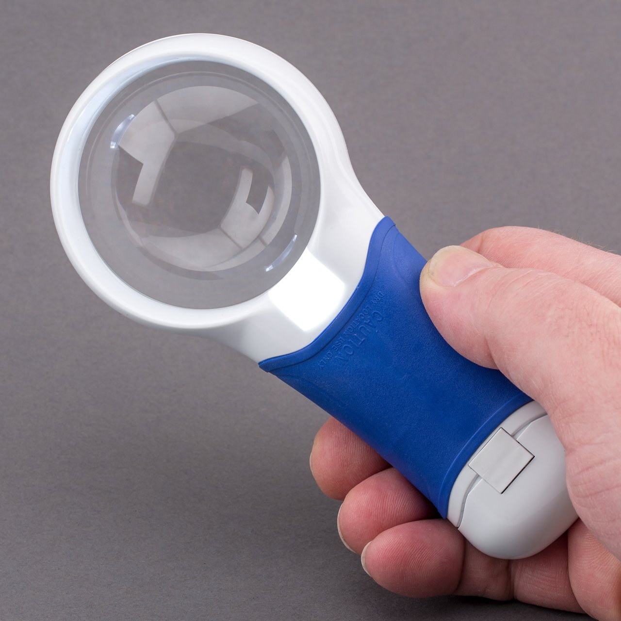Coil Atmax LED Illuminated Hand-held Magnifier